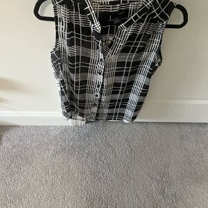 Black and White Sleeveless Plaid Top